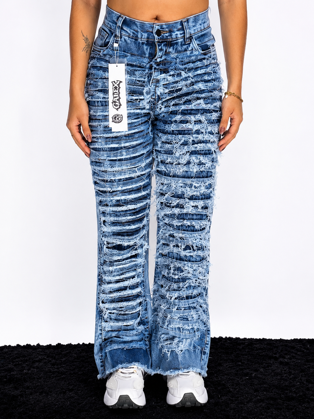 Exclusivo premiun | AZL BRB 🦋 (DAMA CON LEVANTA COLA) (copia)