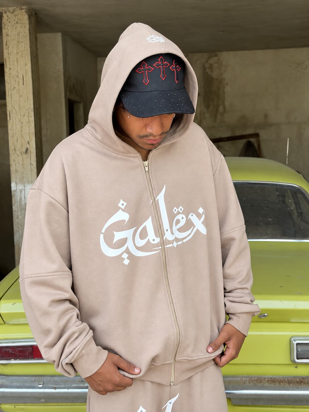 GALËX Árabe — Edición Beis | Buzo Conjunto Unisex